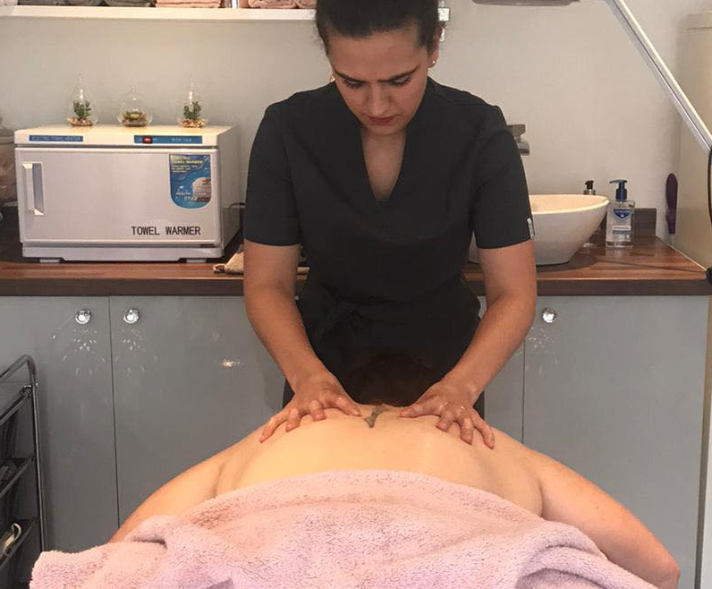 Swedish Back, Neck & Shoulder Massage